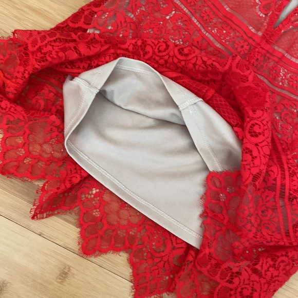 Love Fire Red Blouse size small perfect for spring, summer, fall, winter - Picture 4 of 6